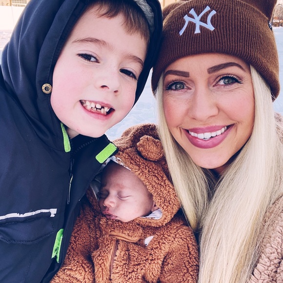 Meet your Posher, Mikell - Picture 2 of 6